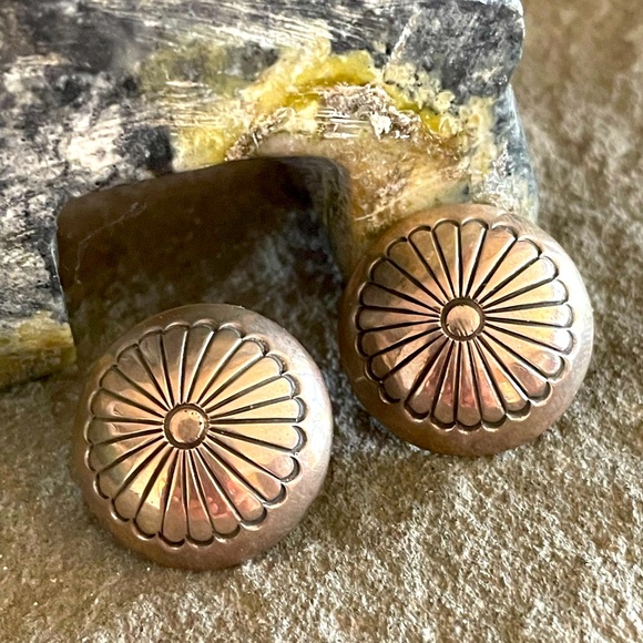 Vintage Native American Sterling Flower Concho Earrings - Picture 2 of 11